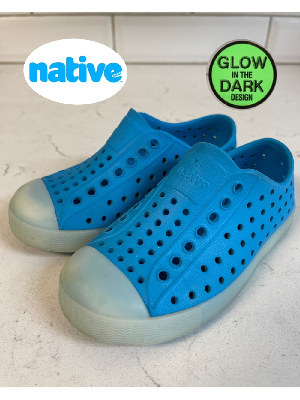 Native Jefferson Sugarlite Glow - Wave Blue / Glow Kids Water Shoes Size 9